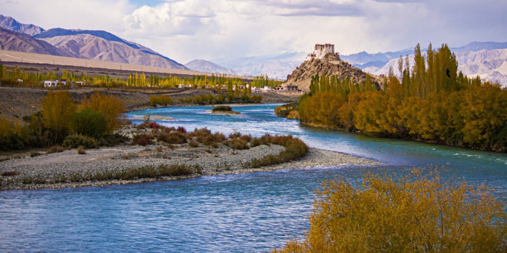 _Exploring the Enchanting Ladakh