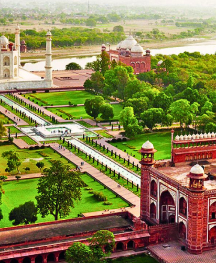  Journey Through History: Heritage Sites of Agra